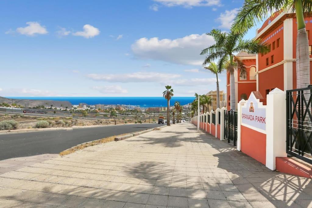 Luxury House Granada Park Villa Arona  Exterior photo