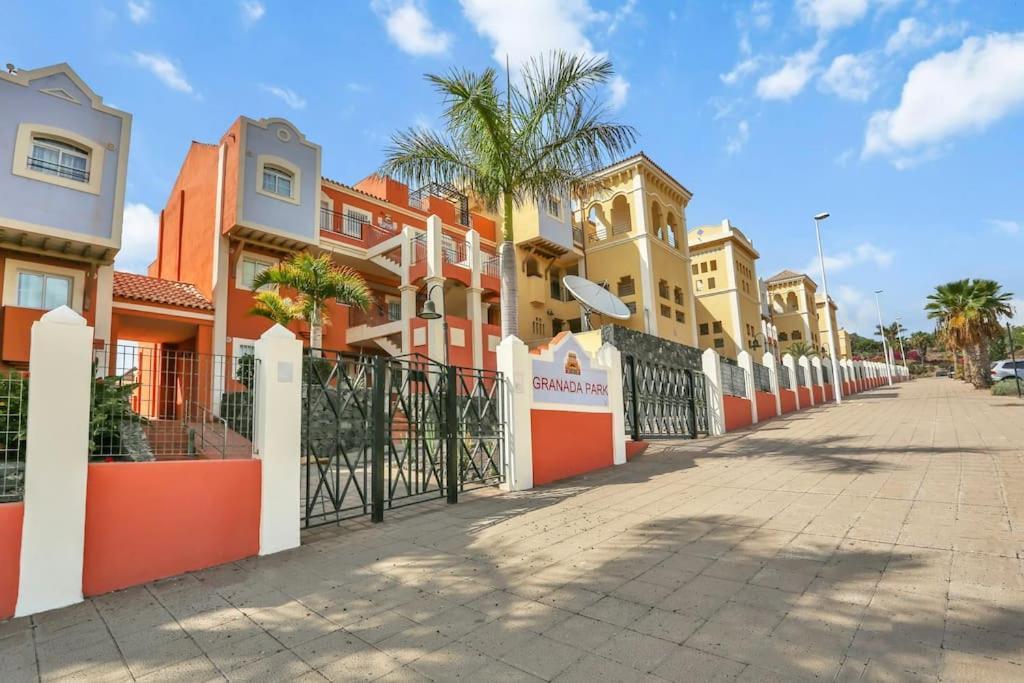 Luxury House Granada Park Villa Arona  Exterior photo
